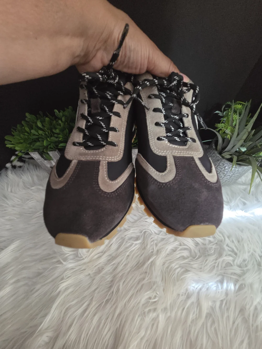 Tory Burch Black/Brown/Tan Vintage Nylon Lace-Up Women's Sneakers. Size 10.5